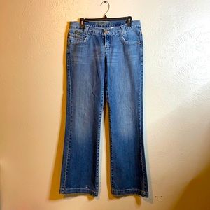 Cruel Girl• Boot cut jeans• Low rise